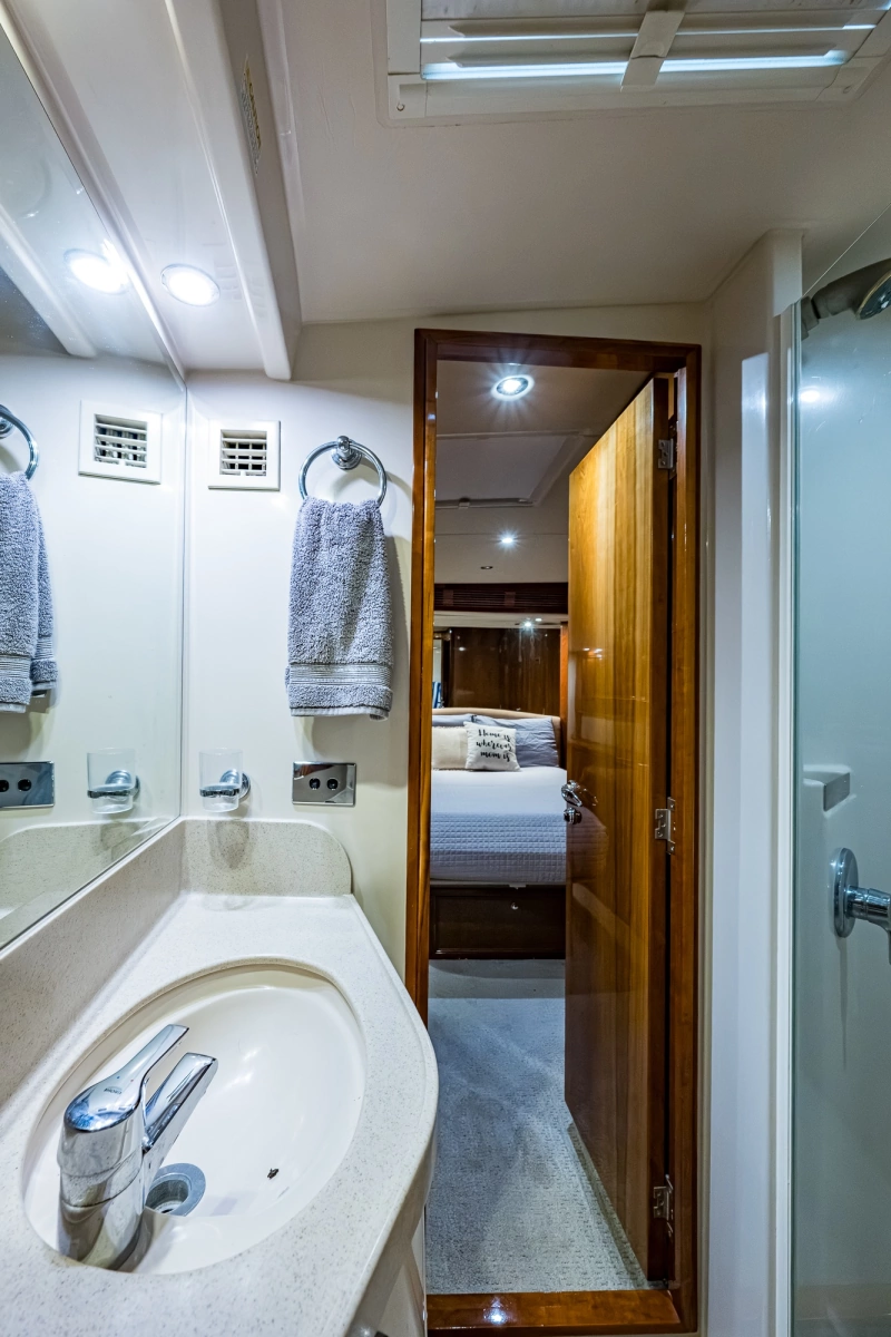 2005 Riviera 51 Flybridge