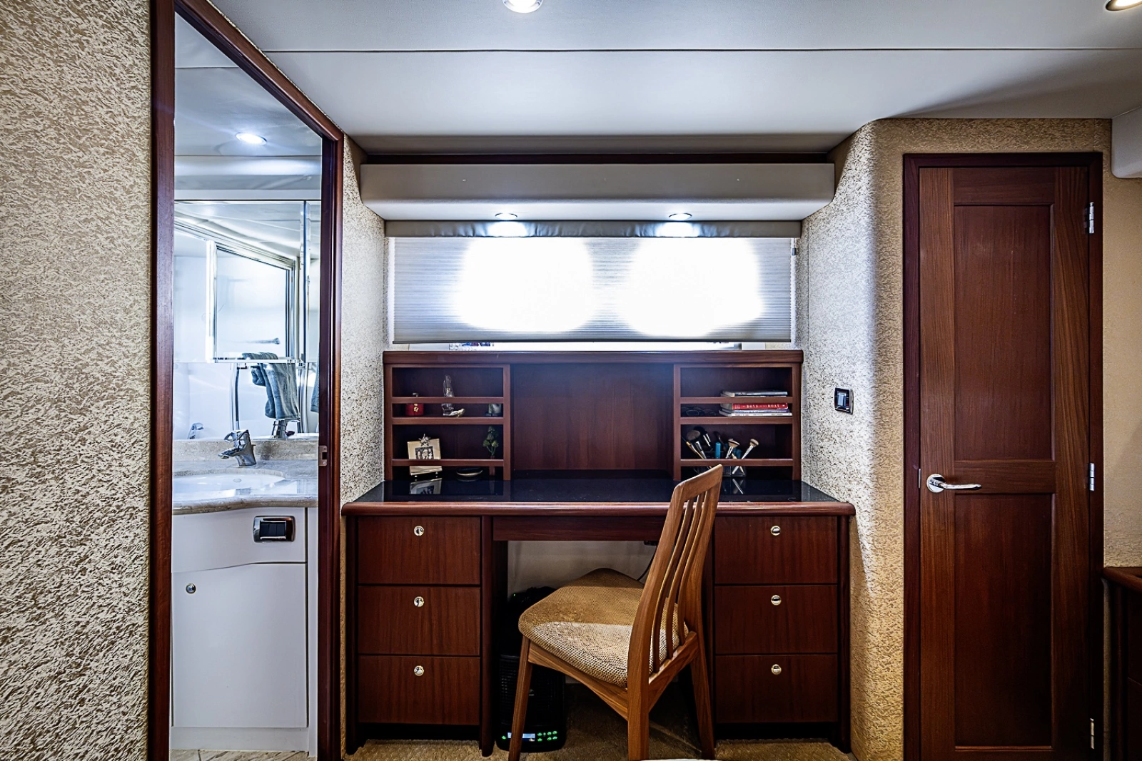2005 Pacific Mariner 2005 Pacific Mariner Motor Yacht