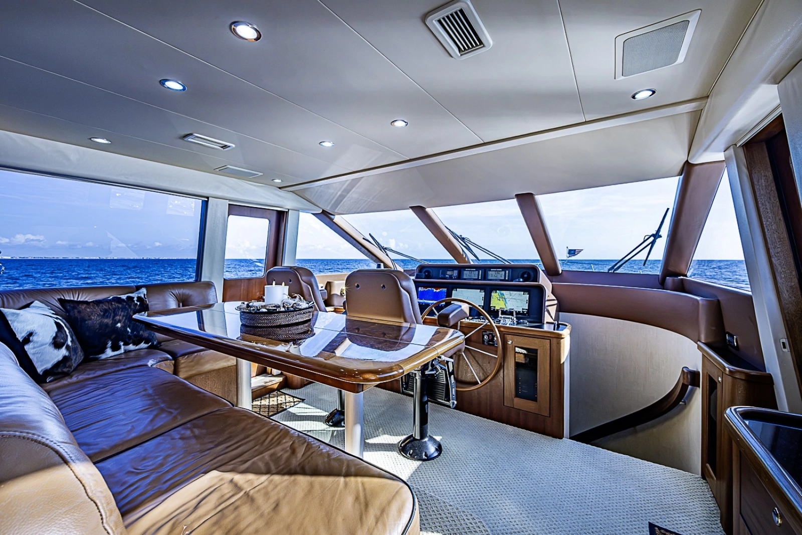 2005 Pacific Mariner 2005 Pacific Mariner Motor Yacht