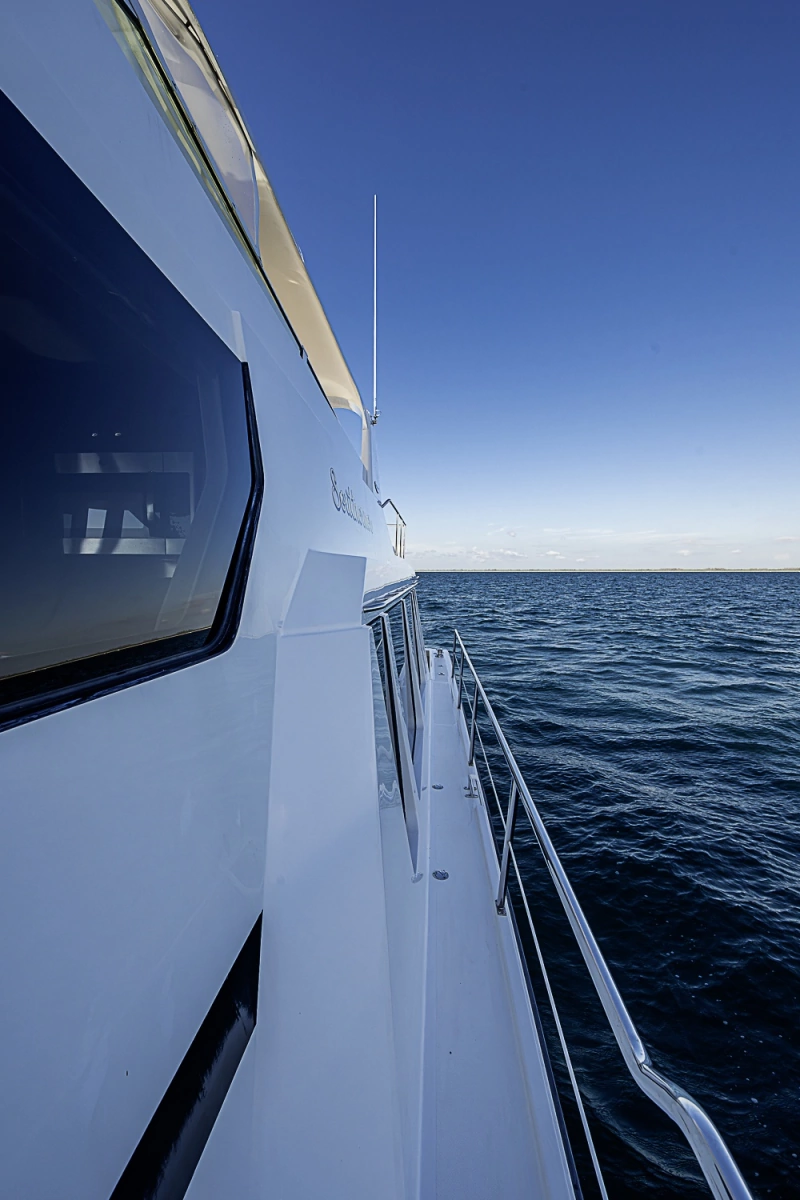 2005 Pacific Mariner 2005 Pacific Mariner Motor Yacht