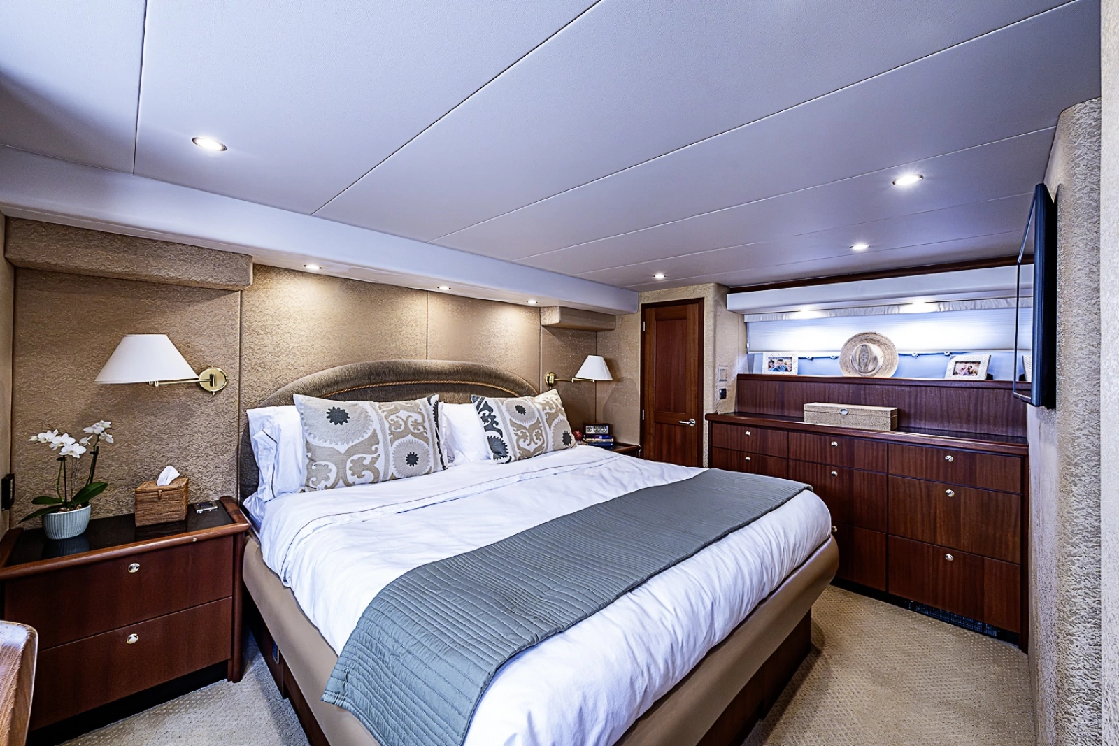 2005 Pacific Mariner 2005 Pacific Mariner Motor Yacht
