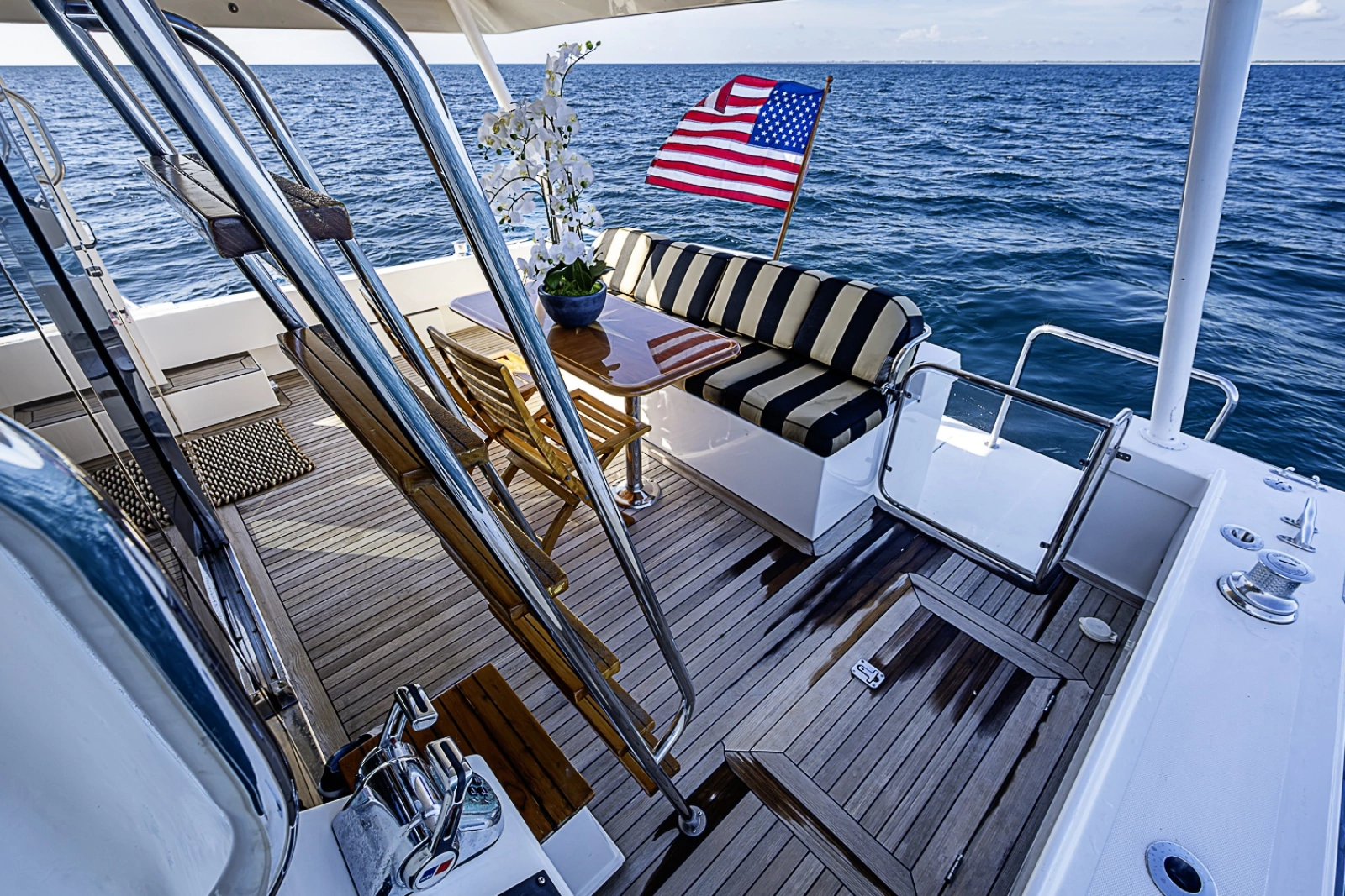 2005 Pacific Mariner 2005 Pacific Mariner Motor Yacht