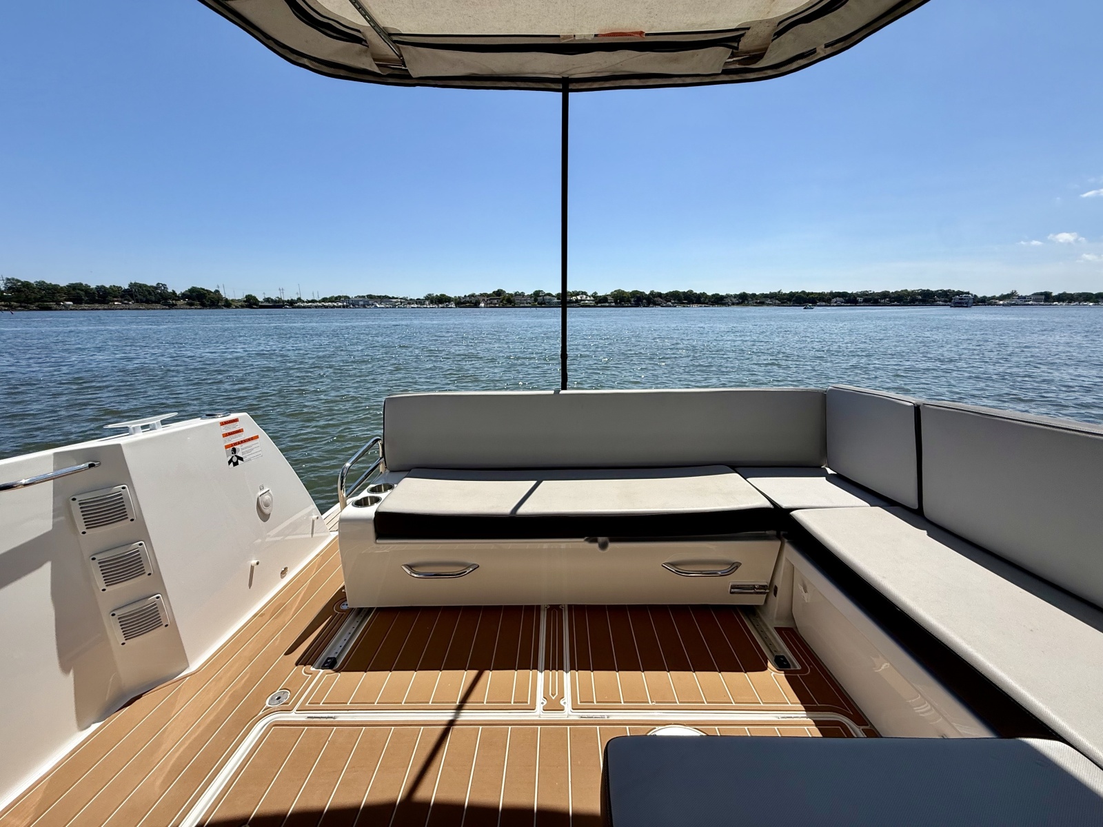2019 Jeanneau NC 895