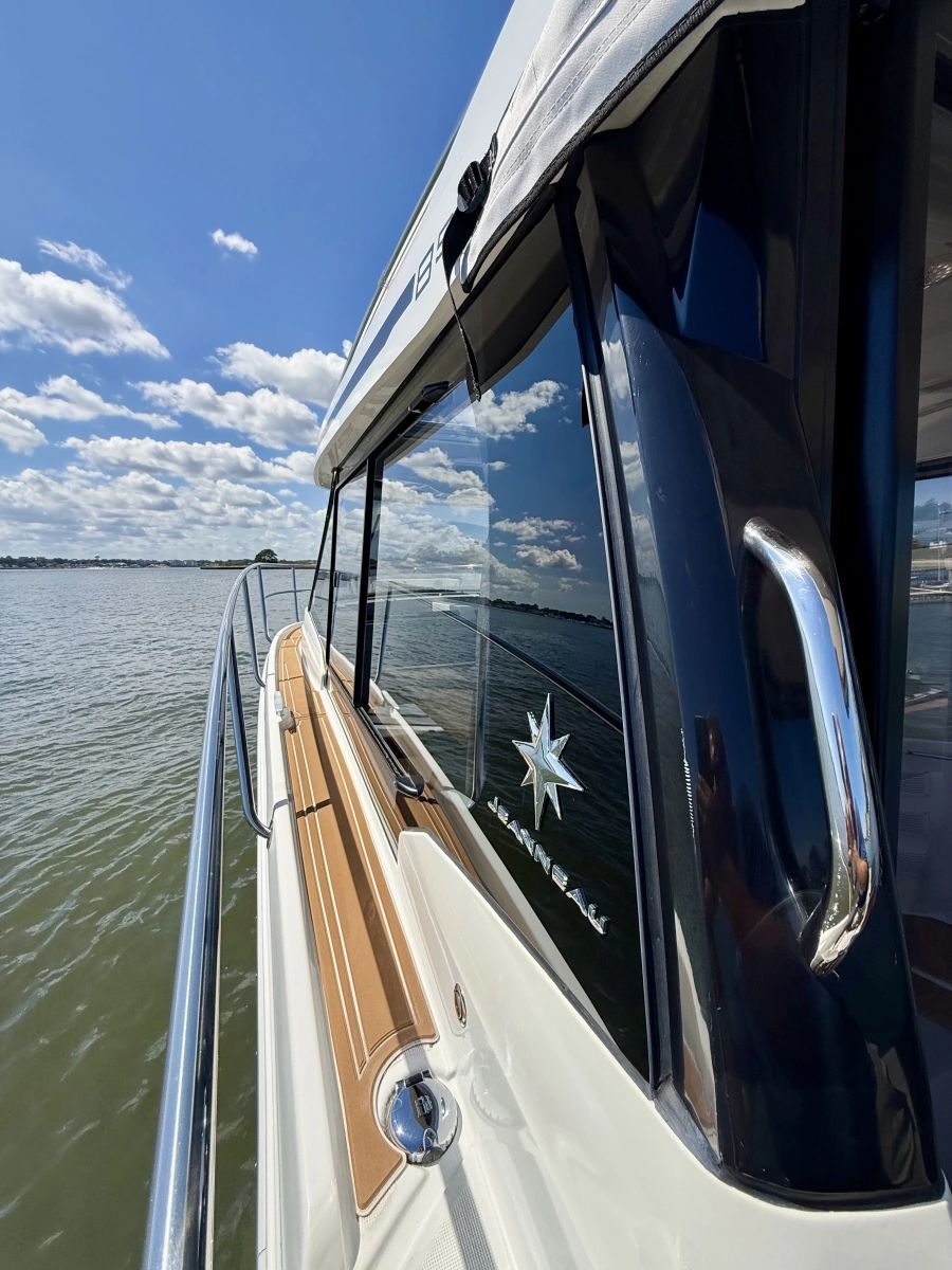 2019 Jeanneau NC 895