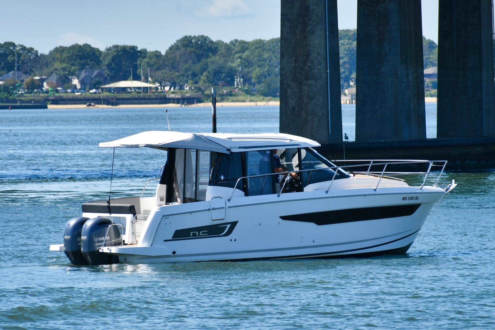 2019 Jeanneau NC 895