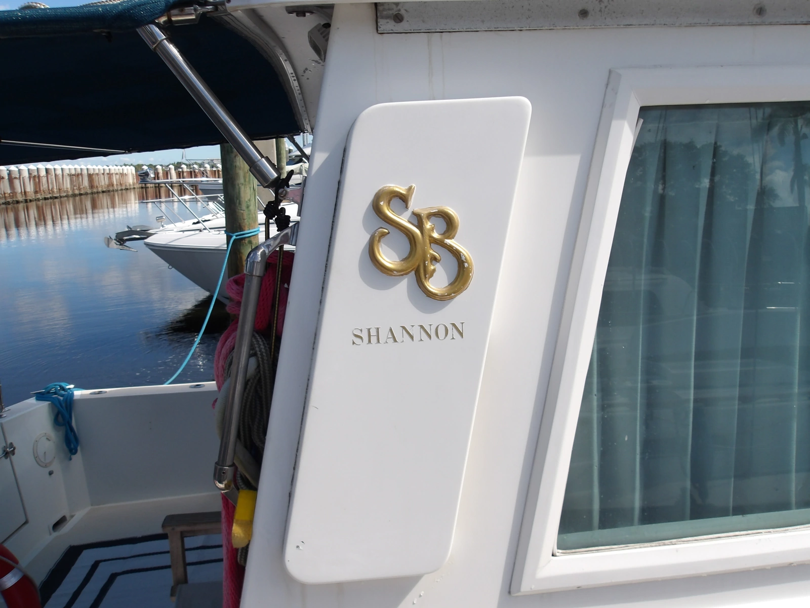 1990 Shannon Voyager 36