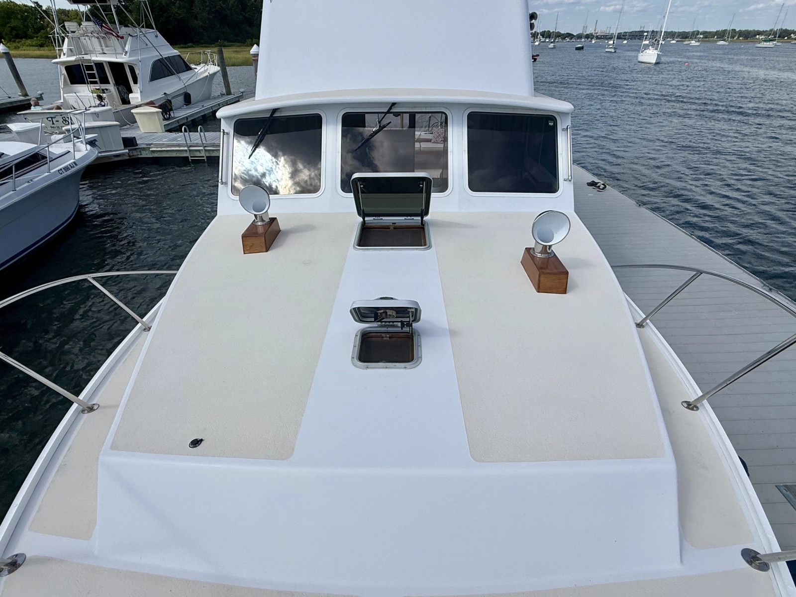 1987 Wilbur Flybridge Cruiser