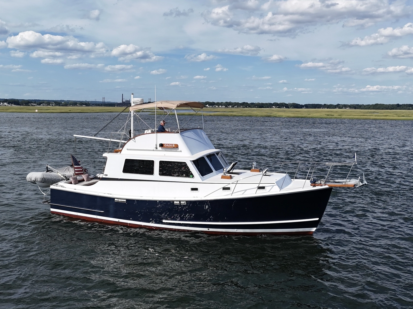 1987 Wilbur Flybridge Cruiser