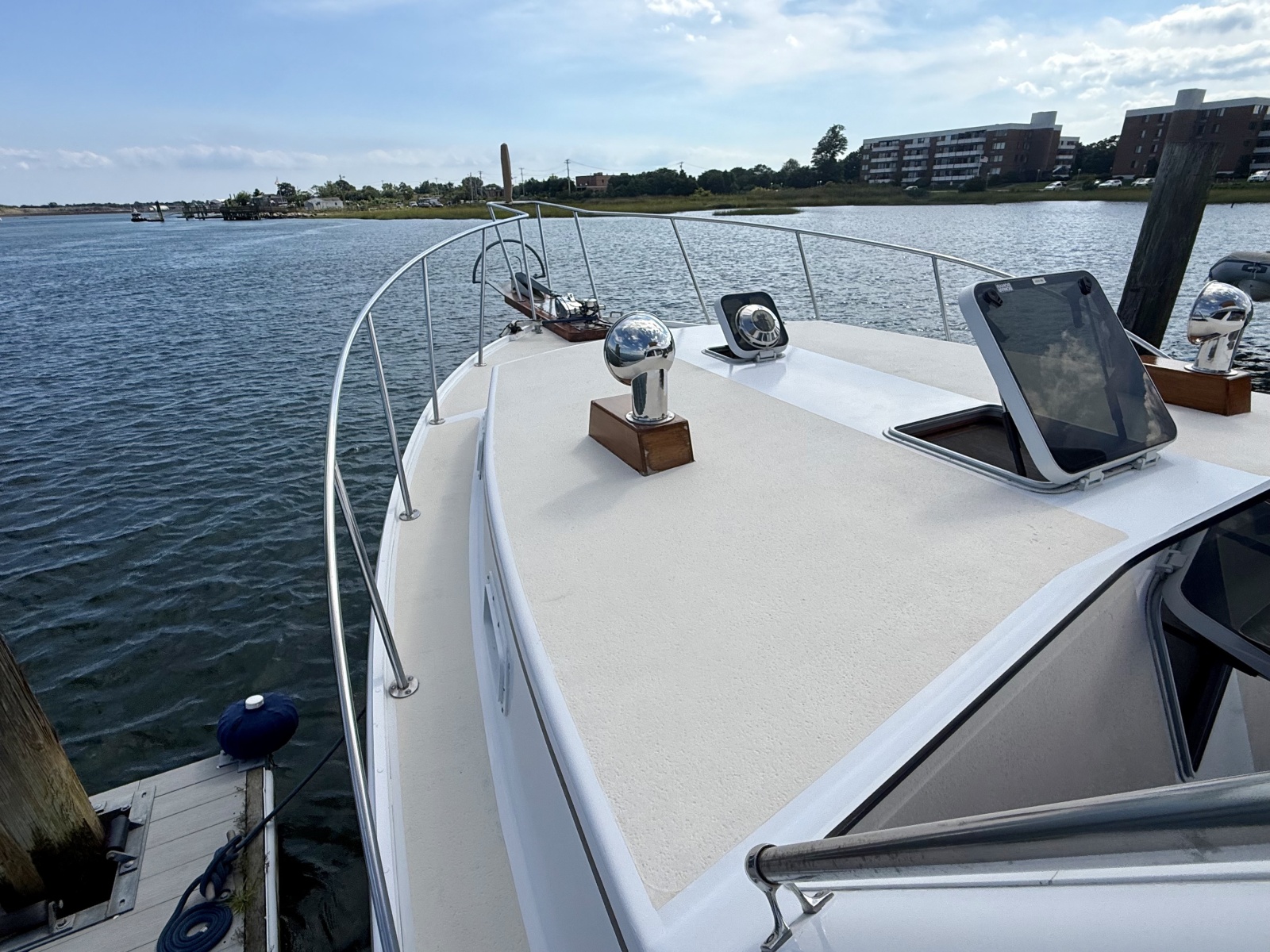 1987 Wilbur Flybridge Cruiser
