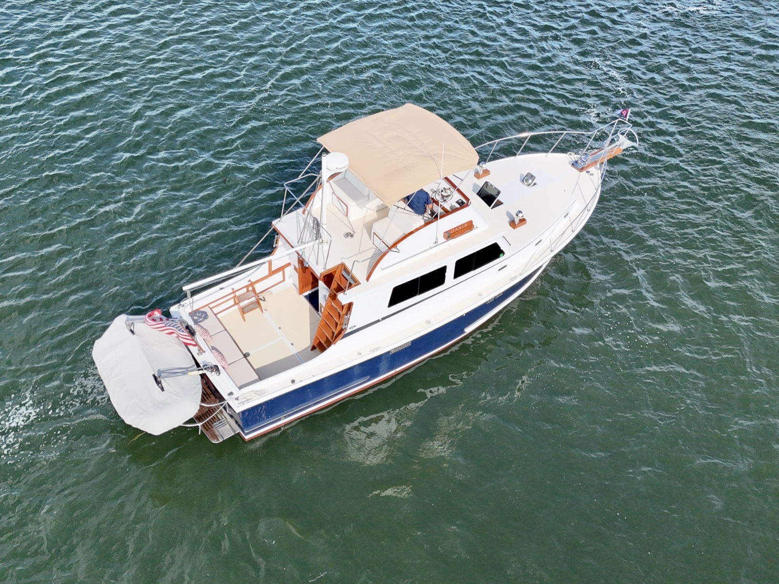 1987 Wilbur Flybridge Cruiser