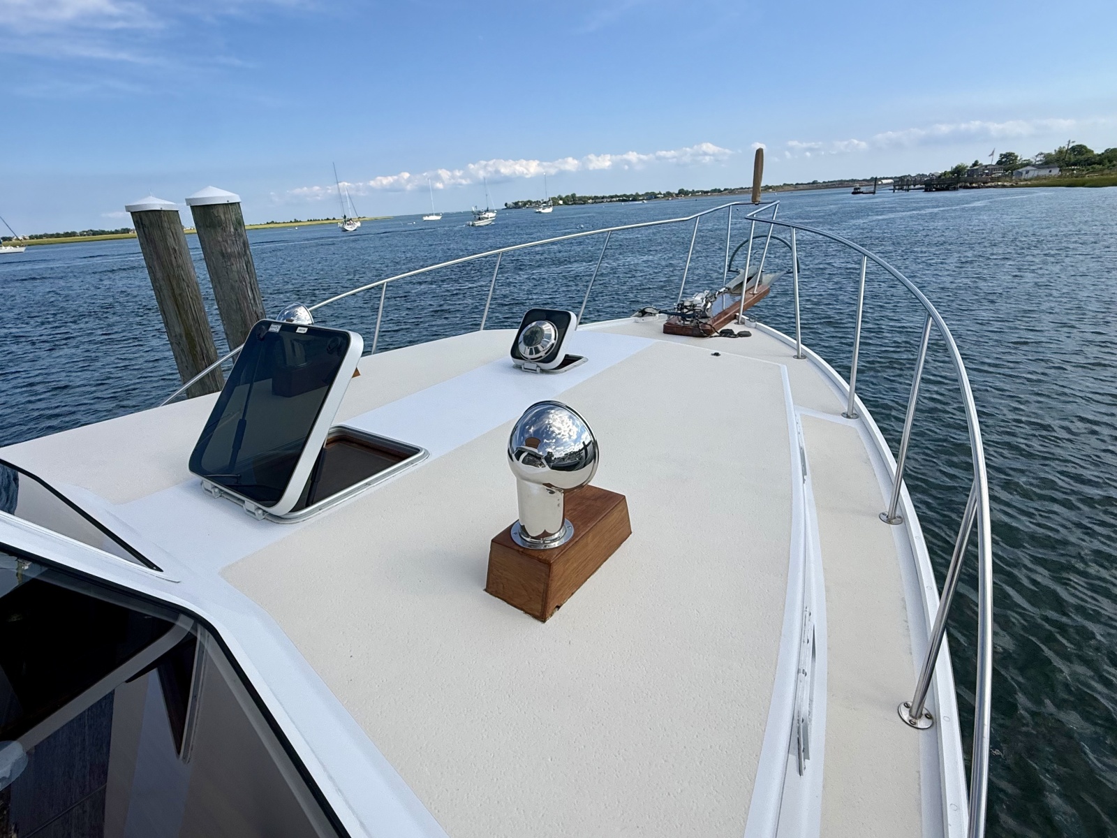 1987 Wilbur Flybridge Cruiser