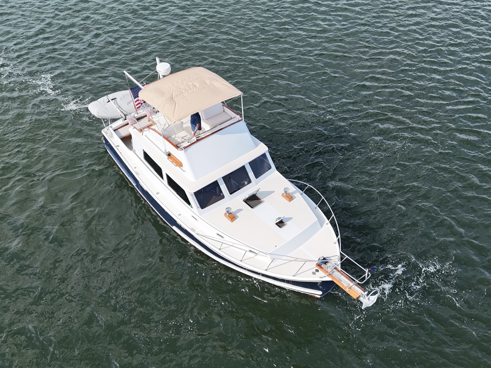 1987 Wilbur Flybridge Cruiser