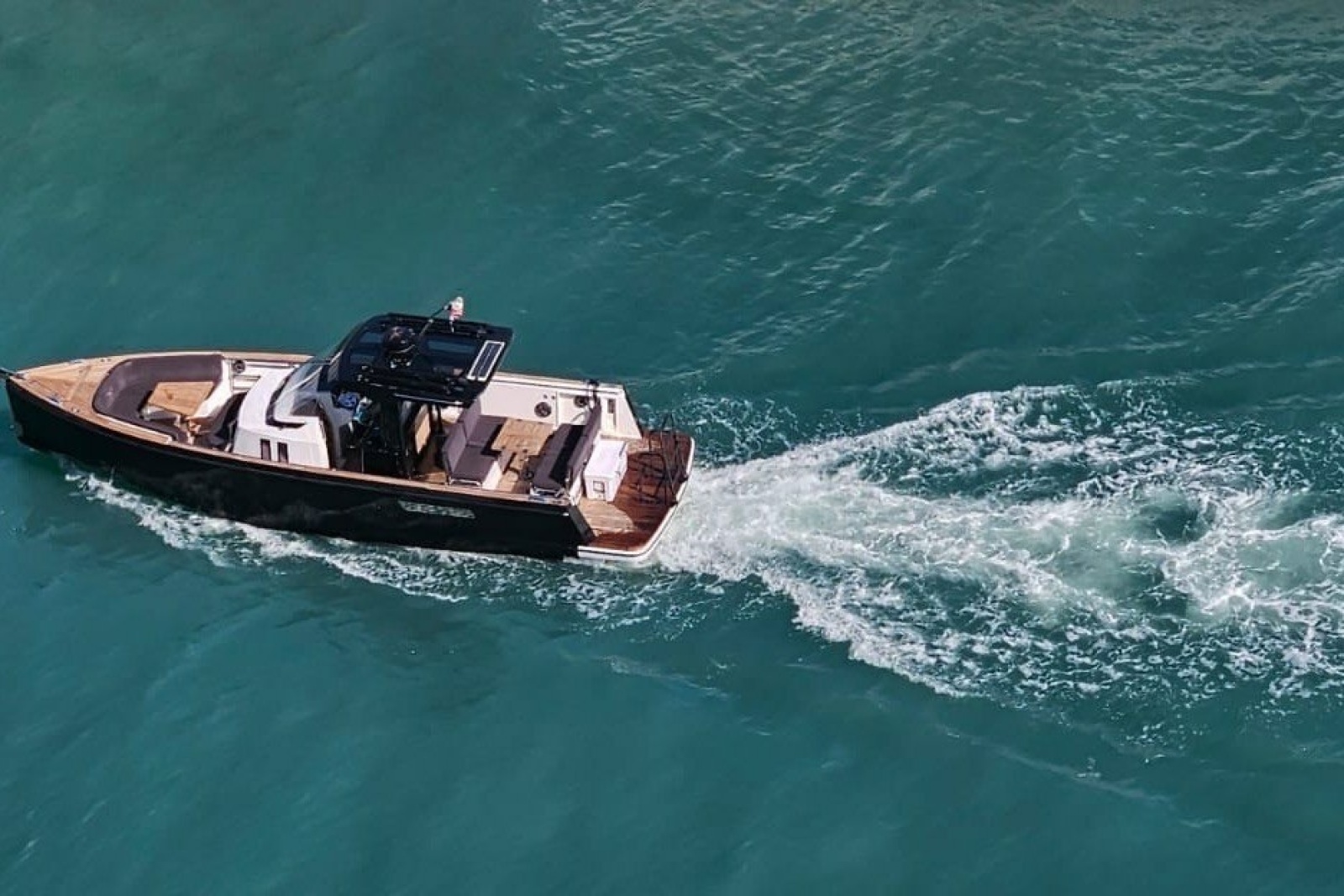 2021 Fjord 38 Open