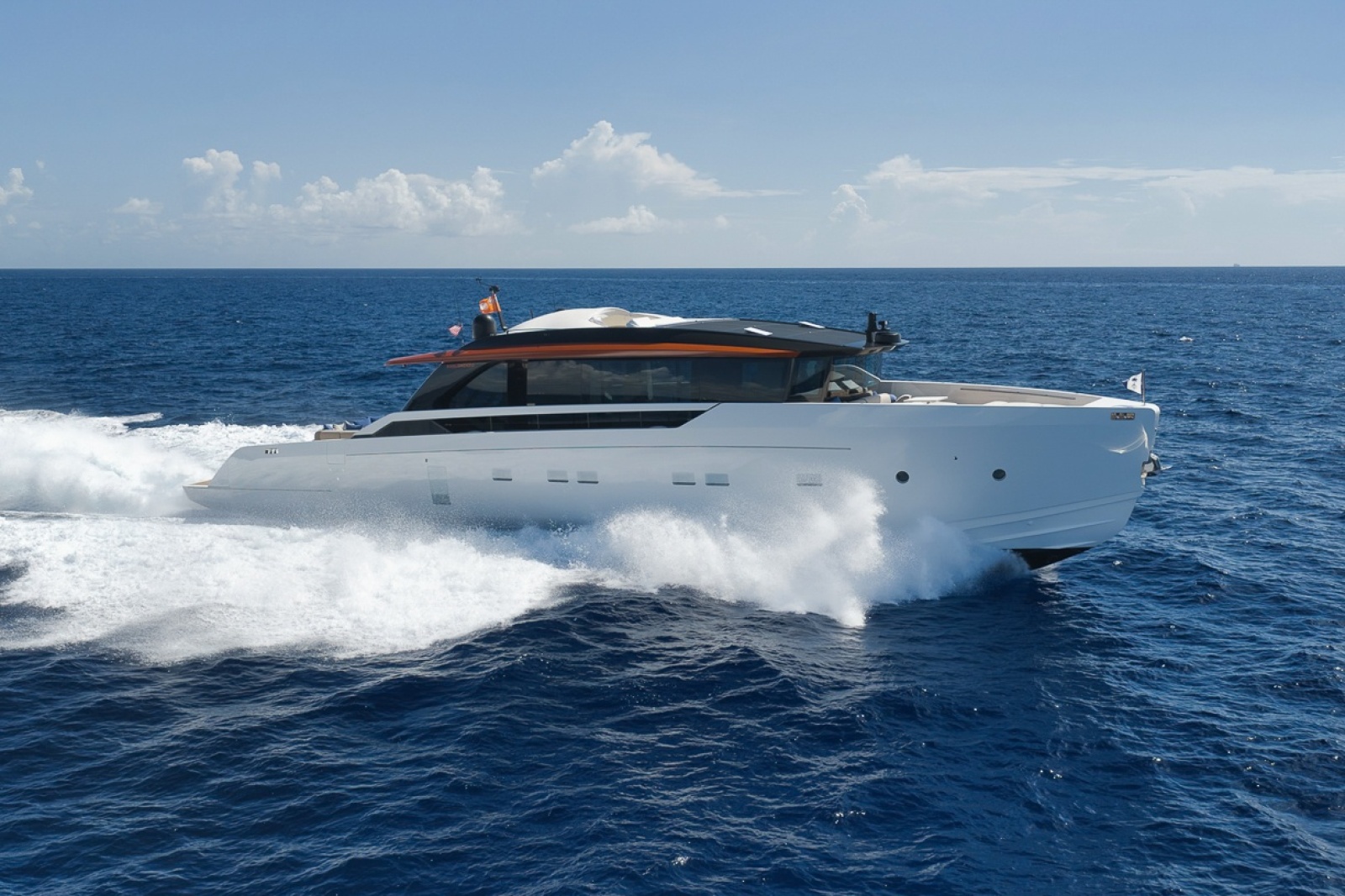 2026 Sanlorenzo SP92