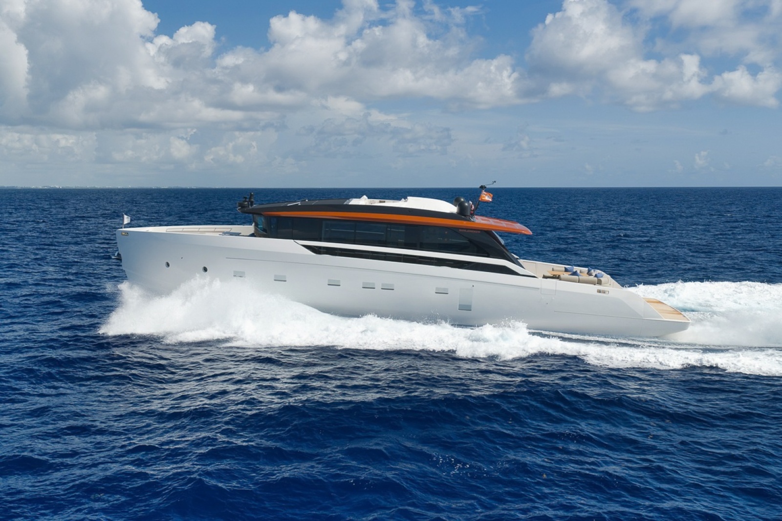 2026 Sanlorenzo SP92