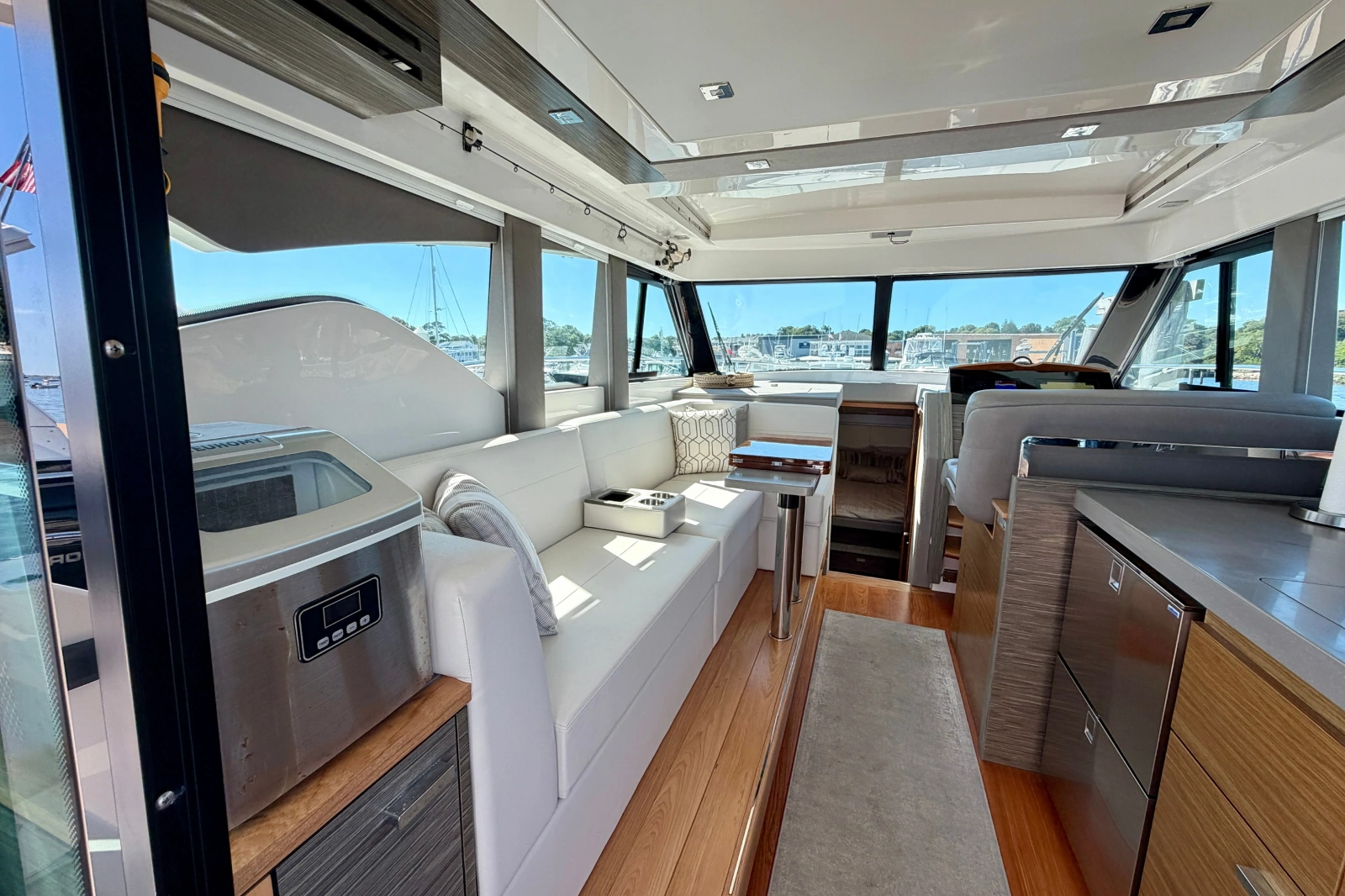 2020 Tiara Yachts C39 Coupe