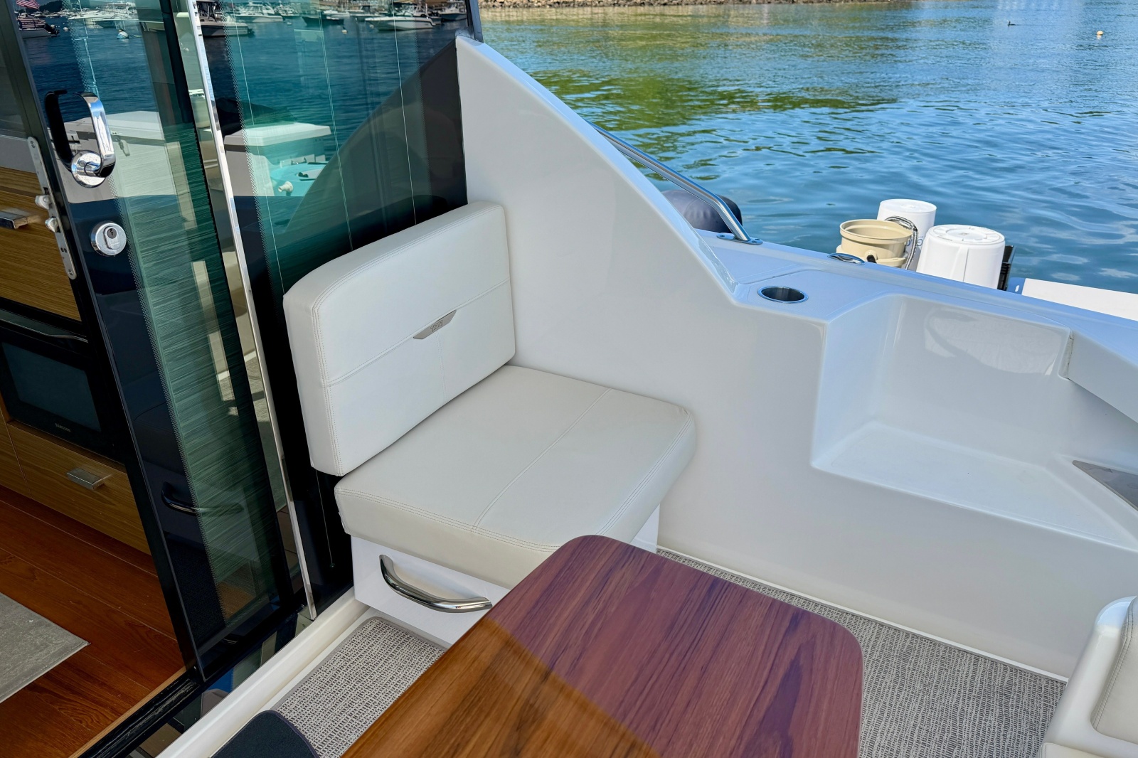2020 Tiara Yachts C39 Coupe