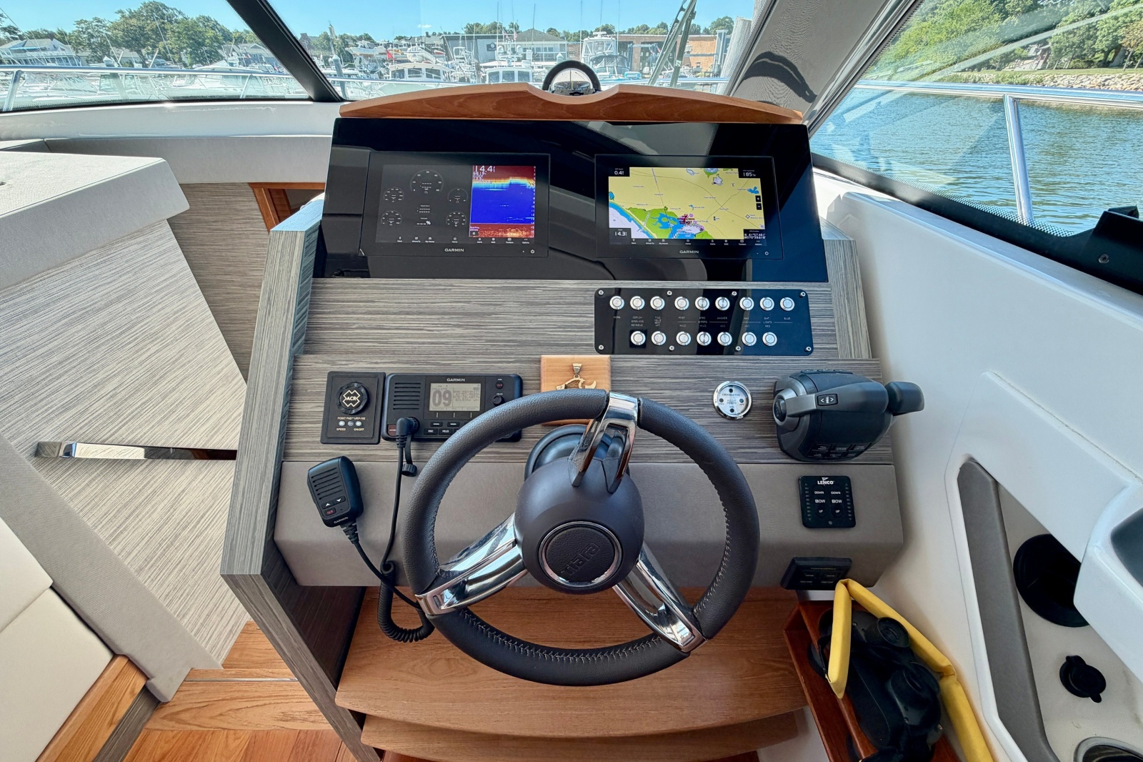 2020 Tiara Yachts C39 Coupe