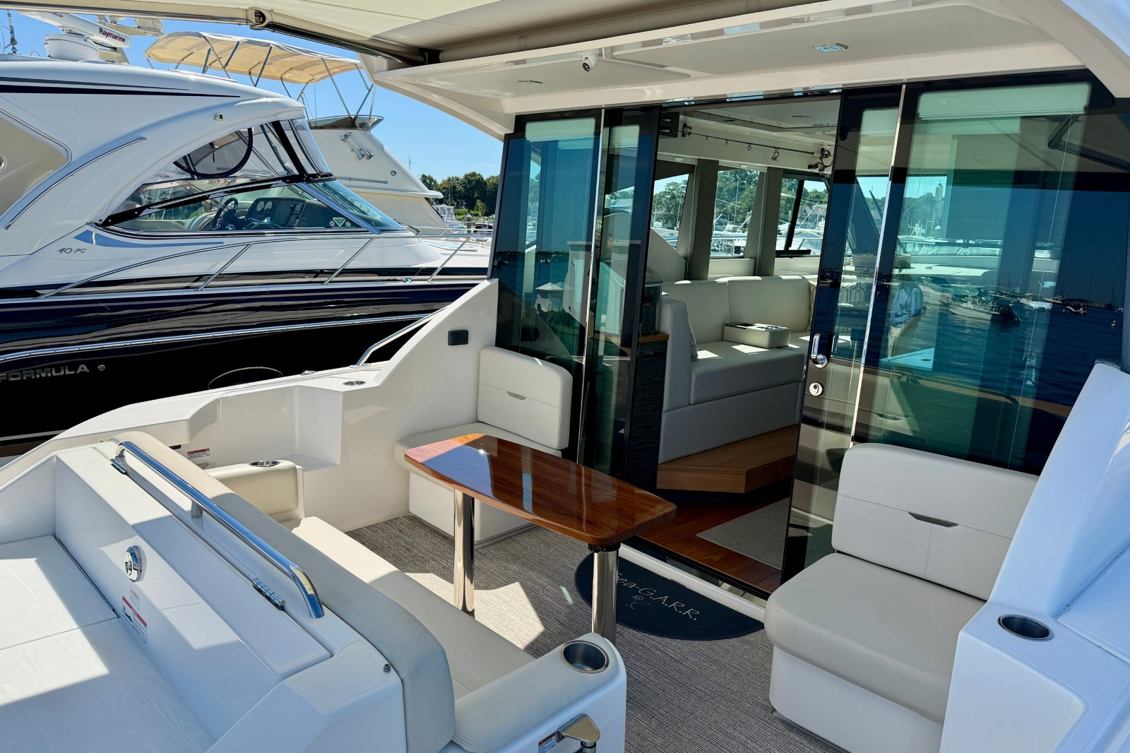 2020 Tiara Yachts C39 Coupe