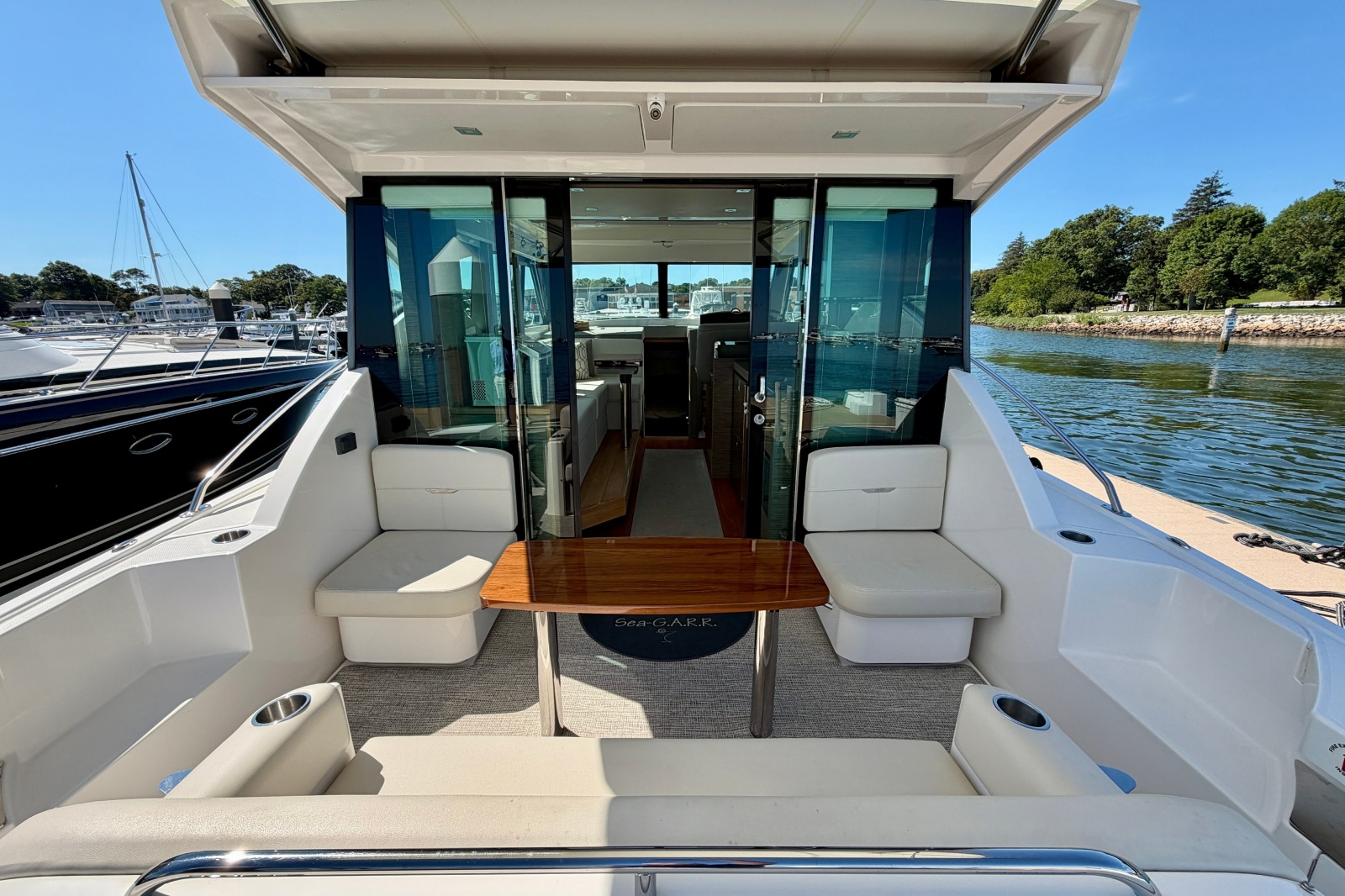 2020 Tiara Yachts C39 Coupe