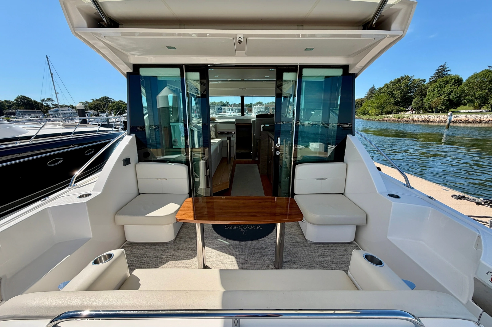 2020 Tiara Yachts C39 Coupe