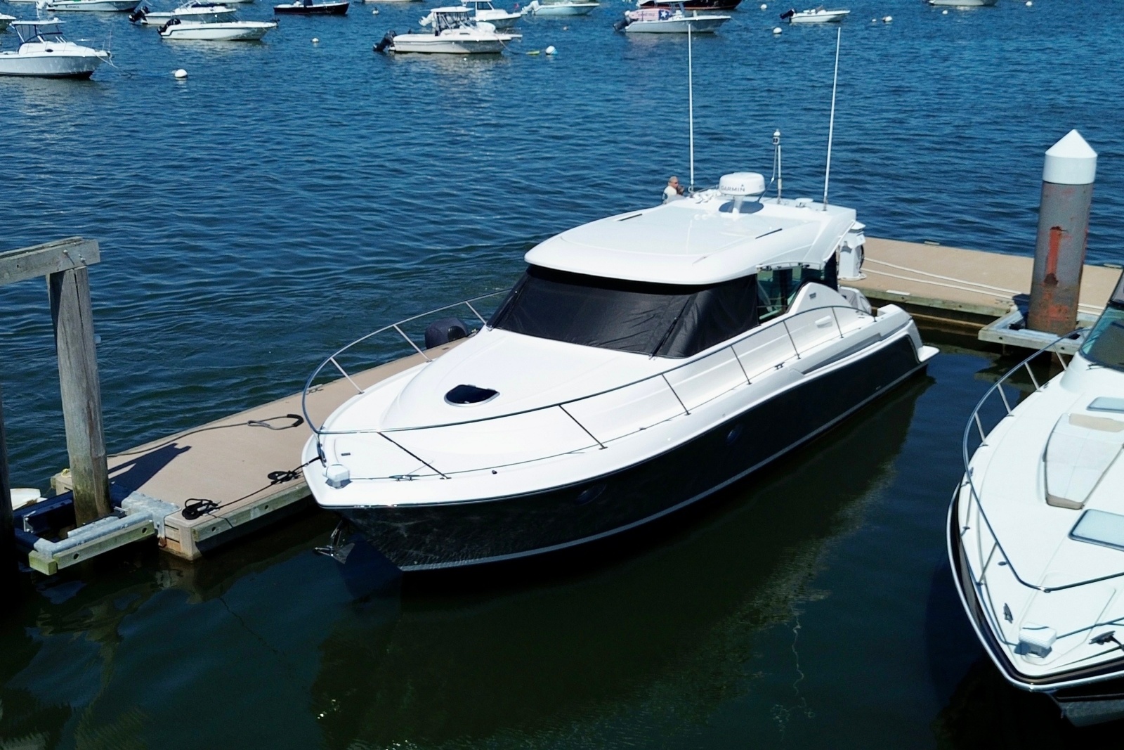 2020 Tiara Yachts C39 Coupe