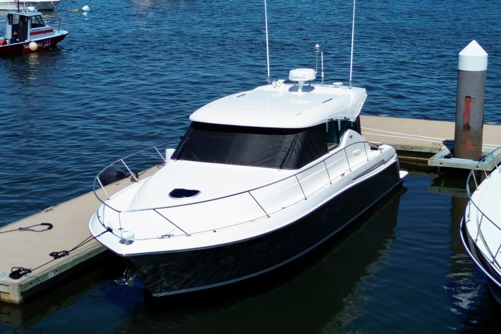 2020 Tiara Yachts C39 Coupe