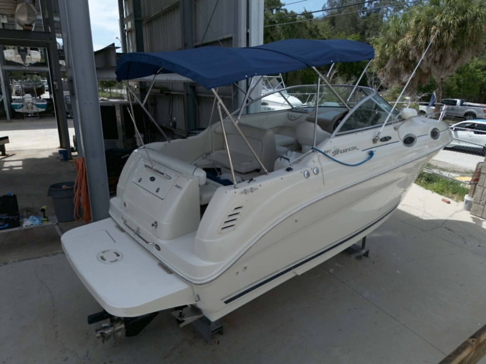 2004 Sea Ray 240 Sundancer