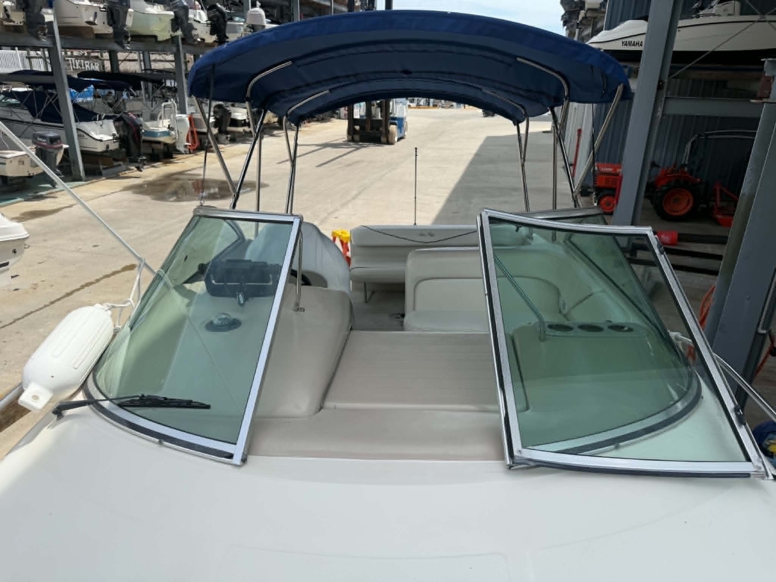 2004 Sea Ray 240 Sundancer