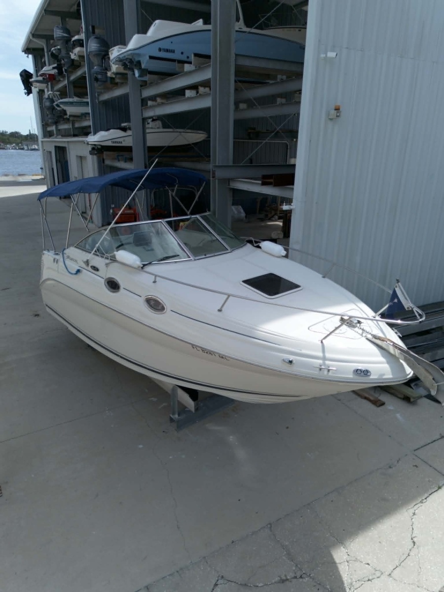 2004 Sea Ray 240 Sundancer