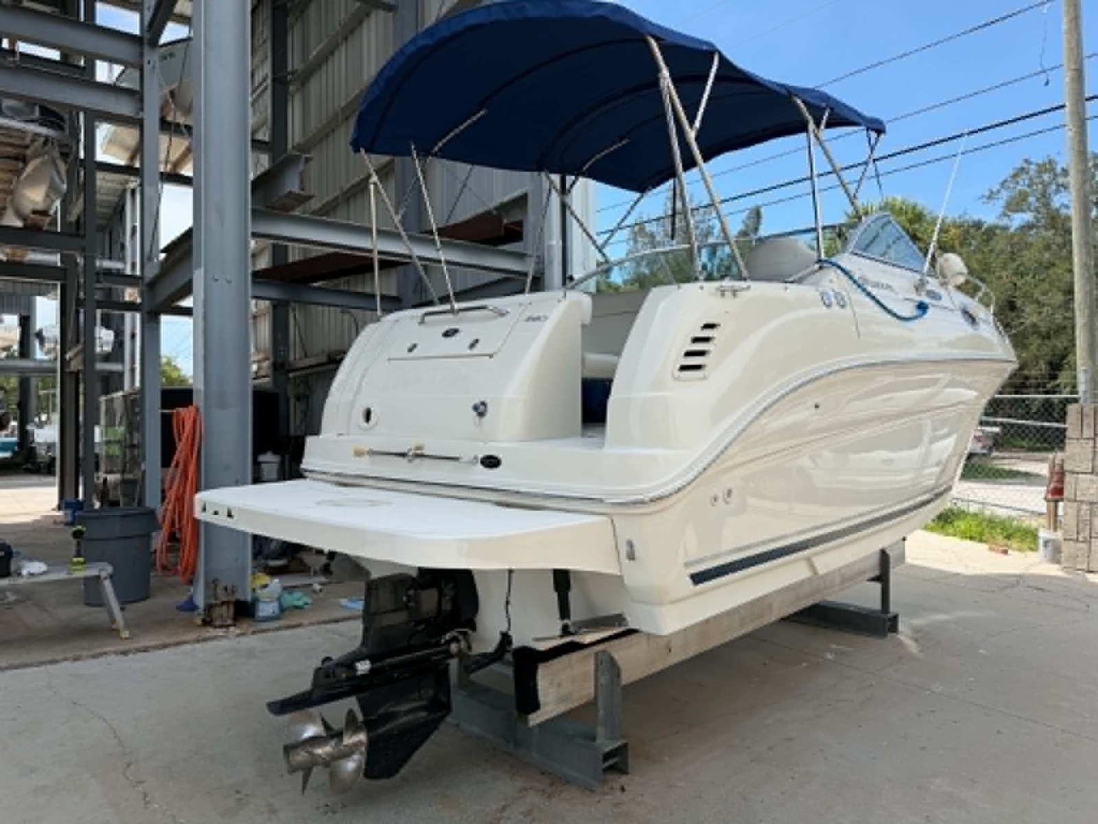2004 Sea Ray 240 Sundancer