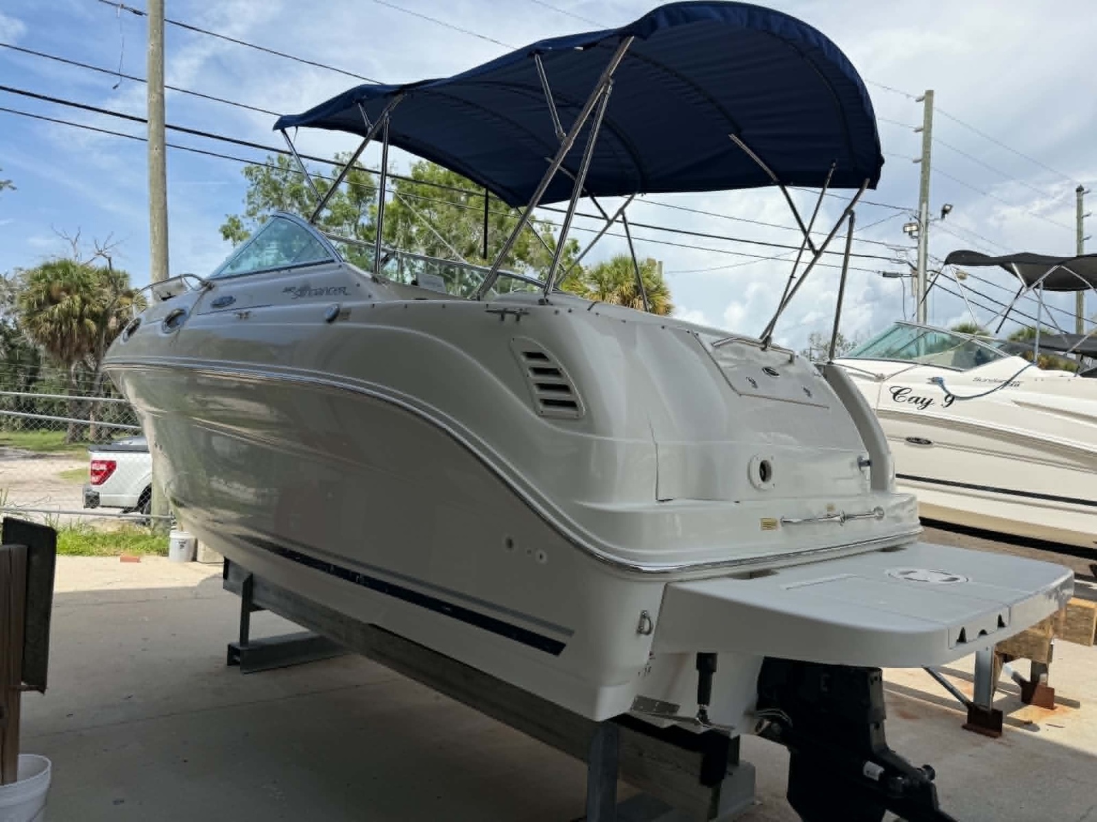 2004 Sea Ray 240 Sundancer