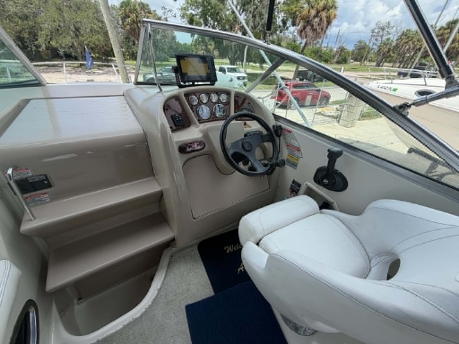 2004 Sea Ray 240 Sundancer
