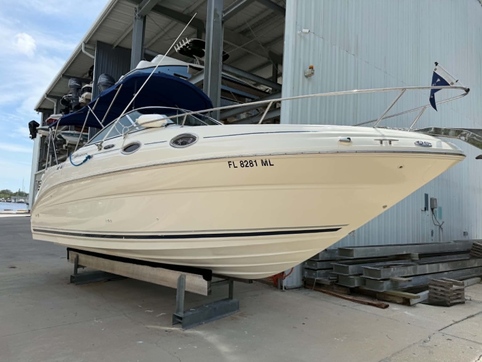 2004 Sea Ray 240 Sundancer