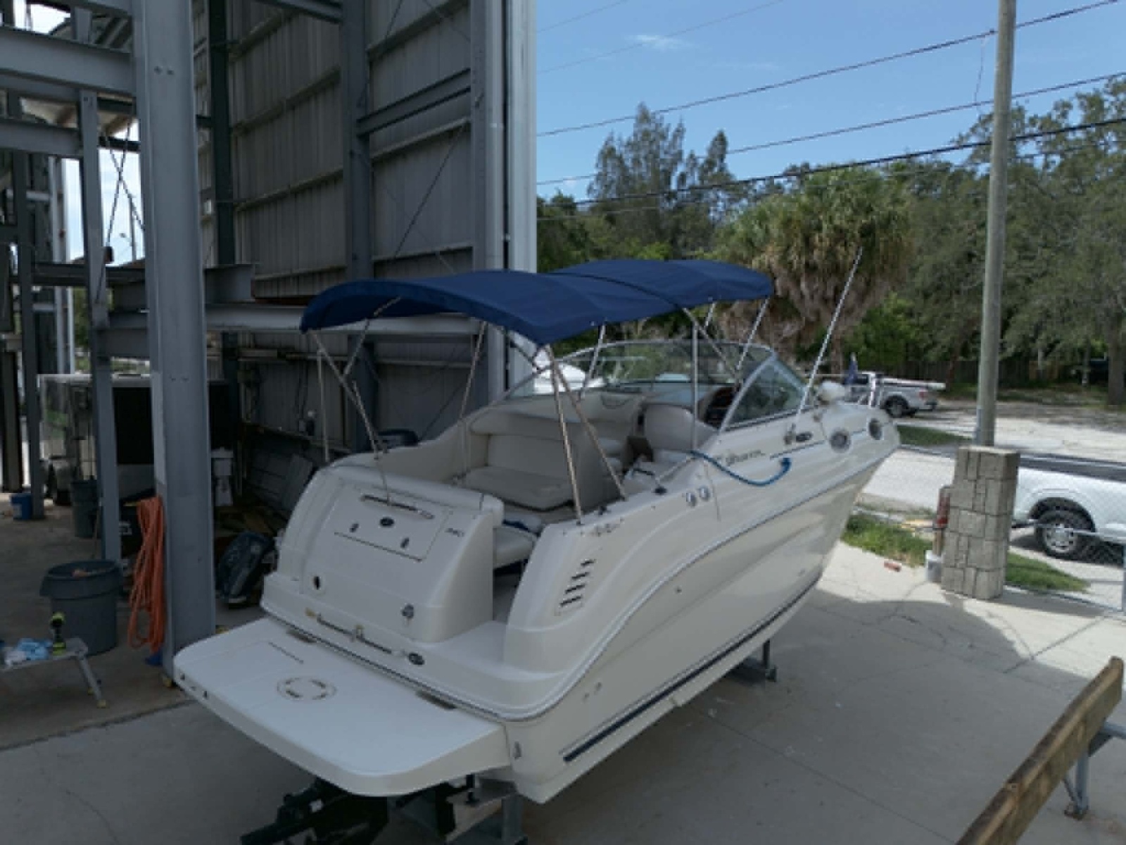 2004 Sea Ray 240 Sundancer