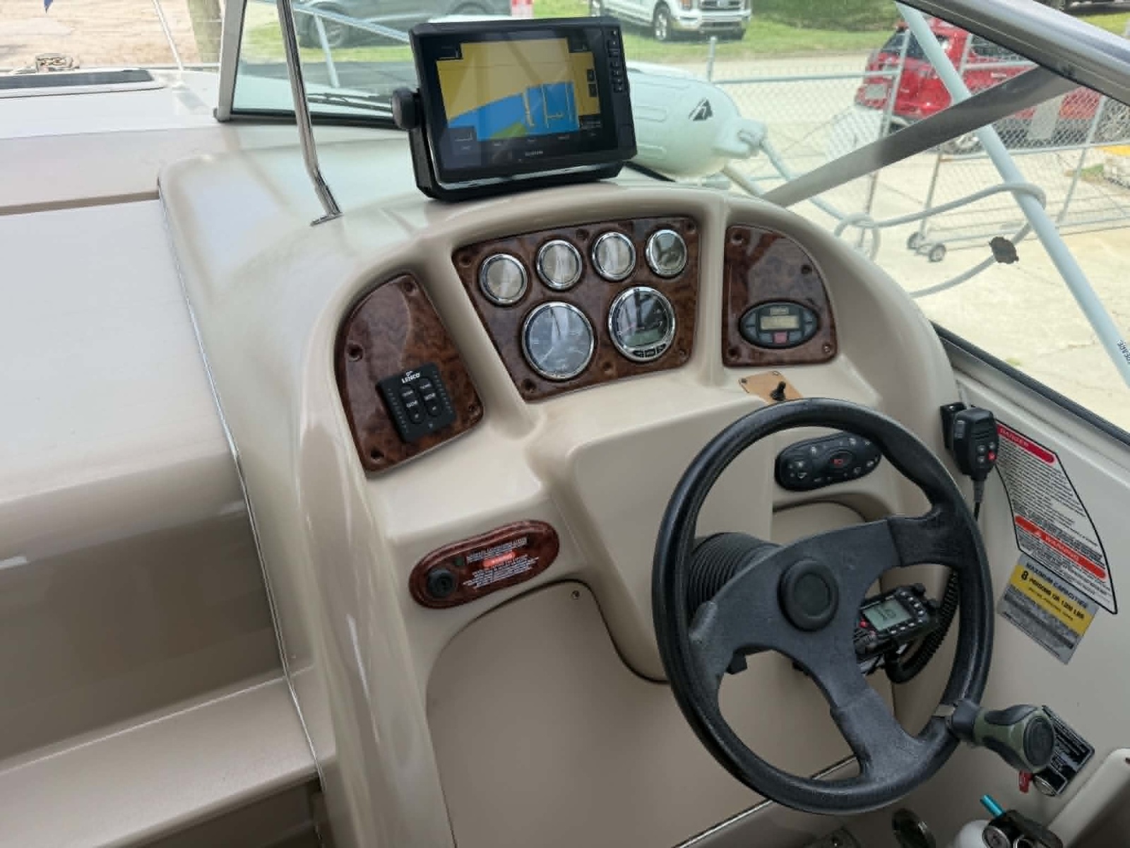 2004 Sea Ray 240 Sundancer