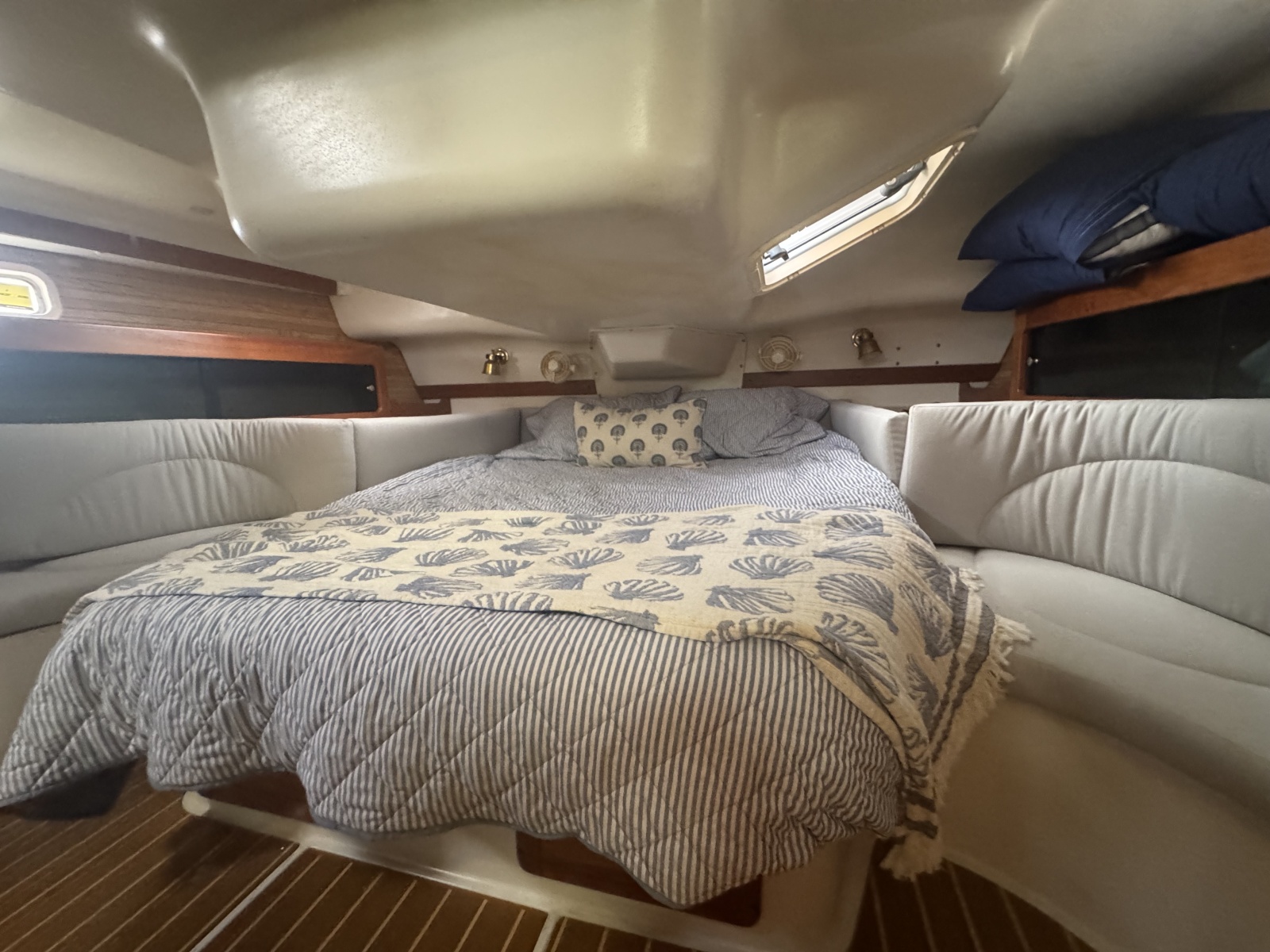 1998 Catalina 380