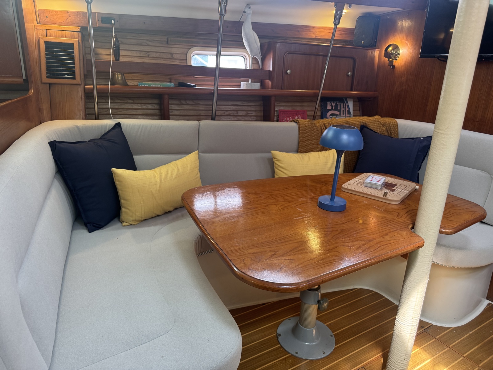 1998 Catalina 380
