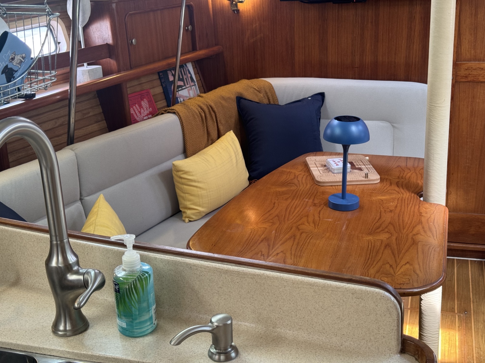 1998 Catalina 380