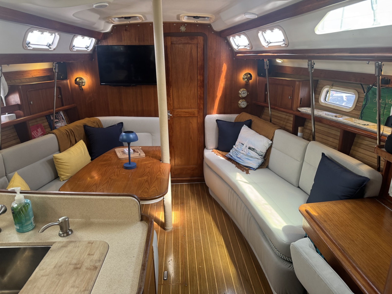1998 Catalina 380