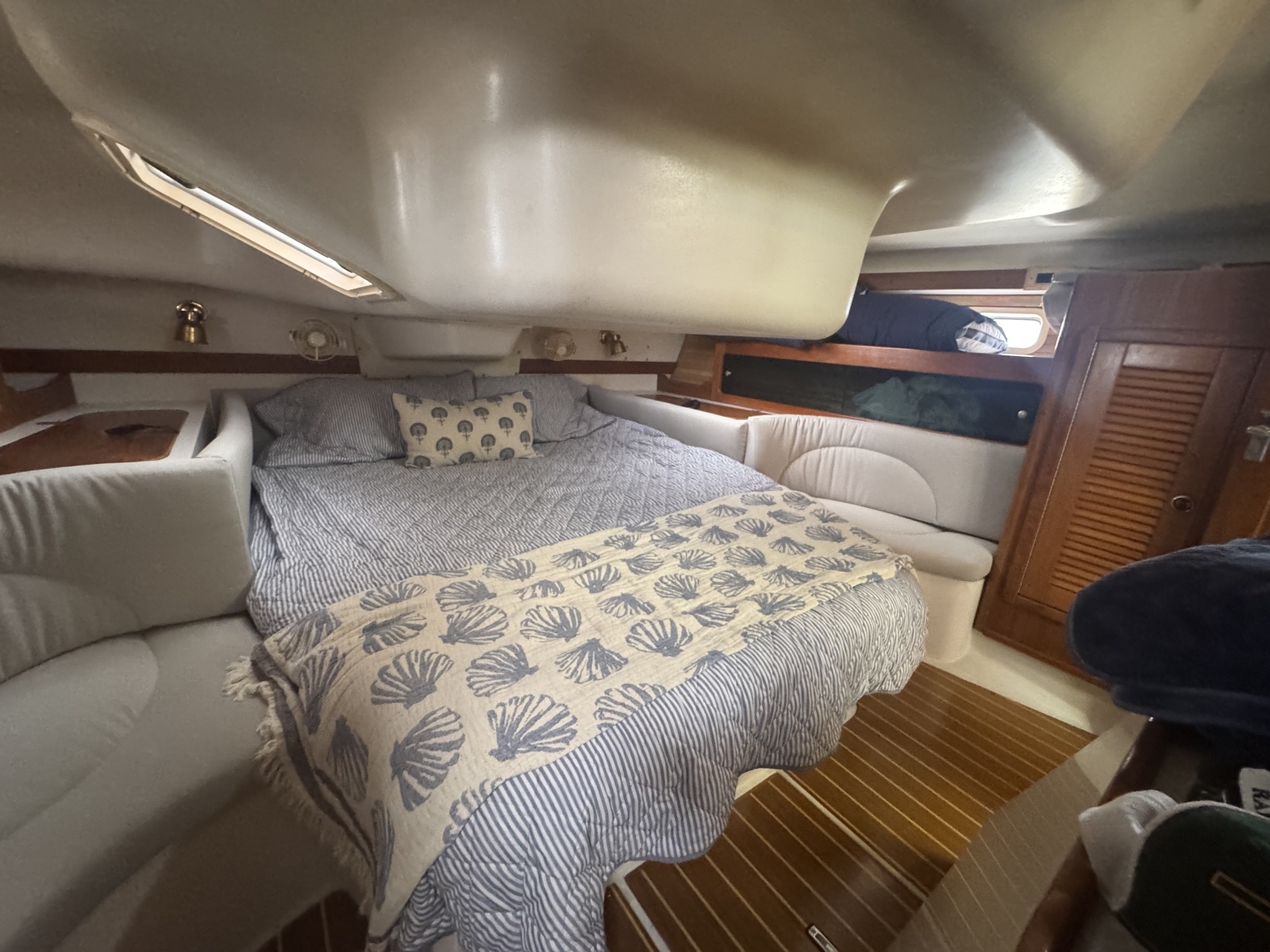 1998 Catalina 380