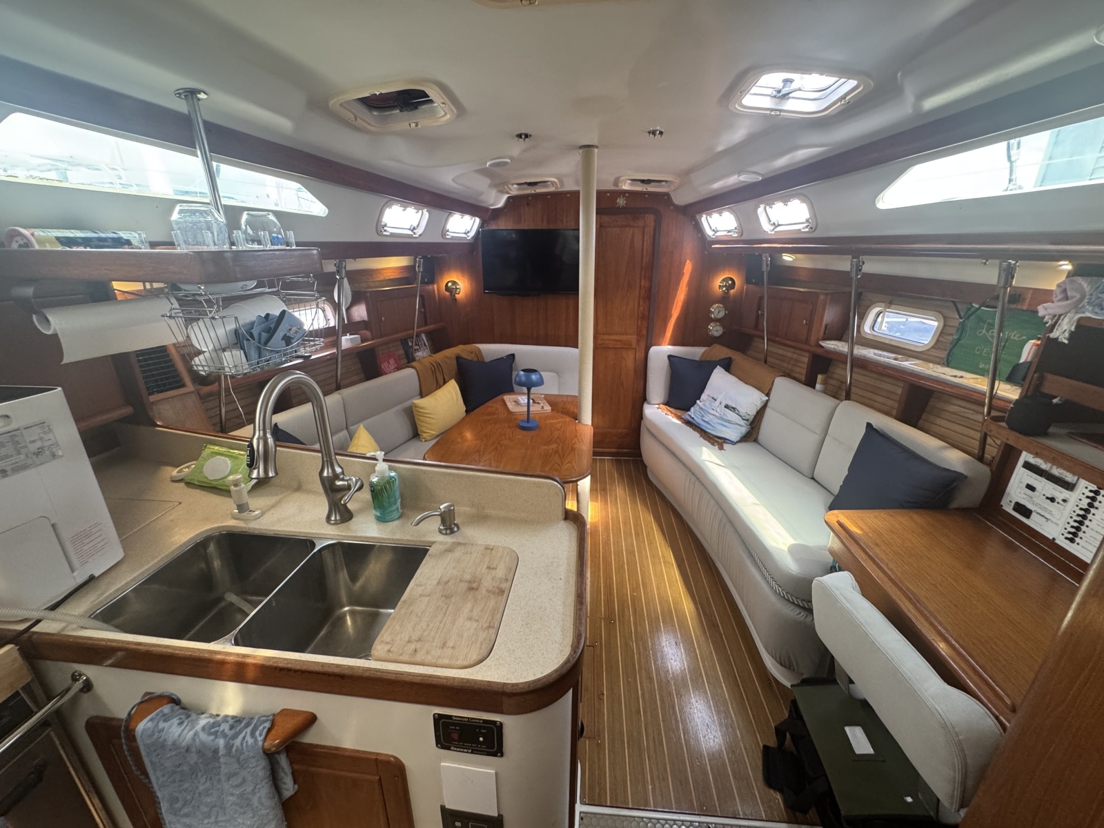 1998 Catalina 380