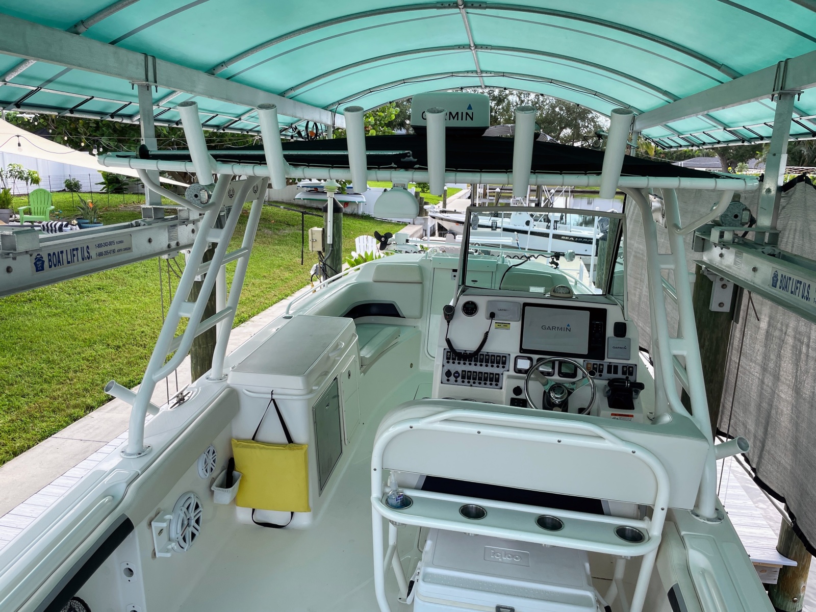 2013 Wellcraft 30 Scarab Sport