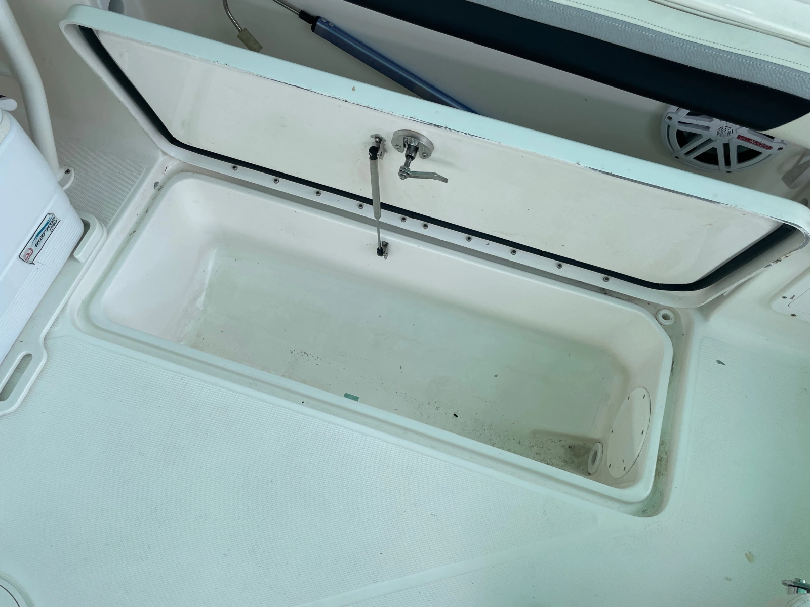 2013 Wellcraft 30 Scarab Sport