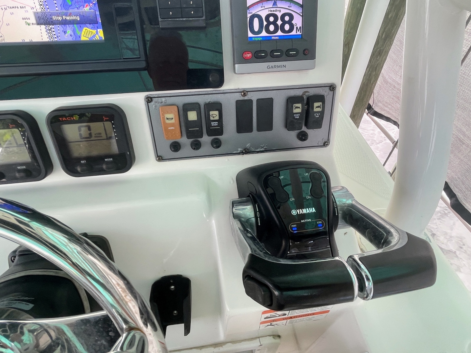2013 Wellcraft 30 Scarab Sport