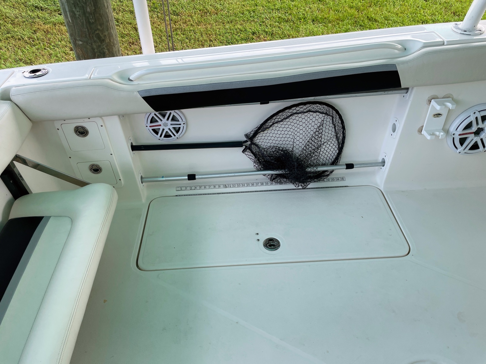 2013 Wellcraft 30 Scarab Sport