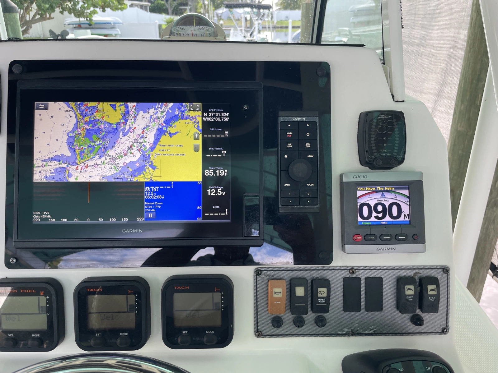 2013 Wellcraft 30 Scarab Sport