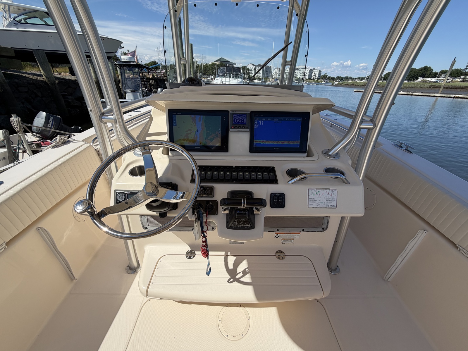 2011 Grady-White 306 Canyon