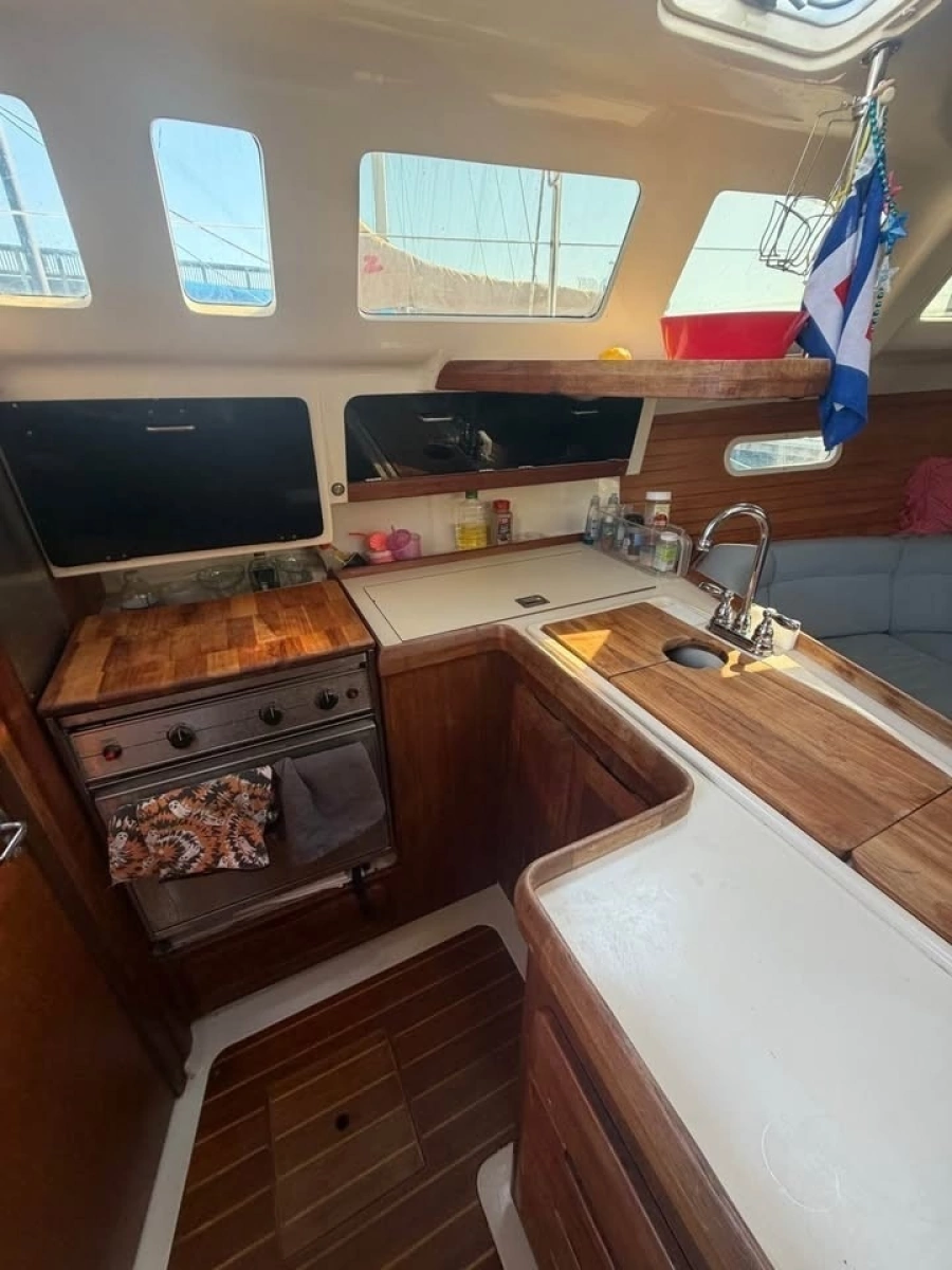 1995 Hunter 336