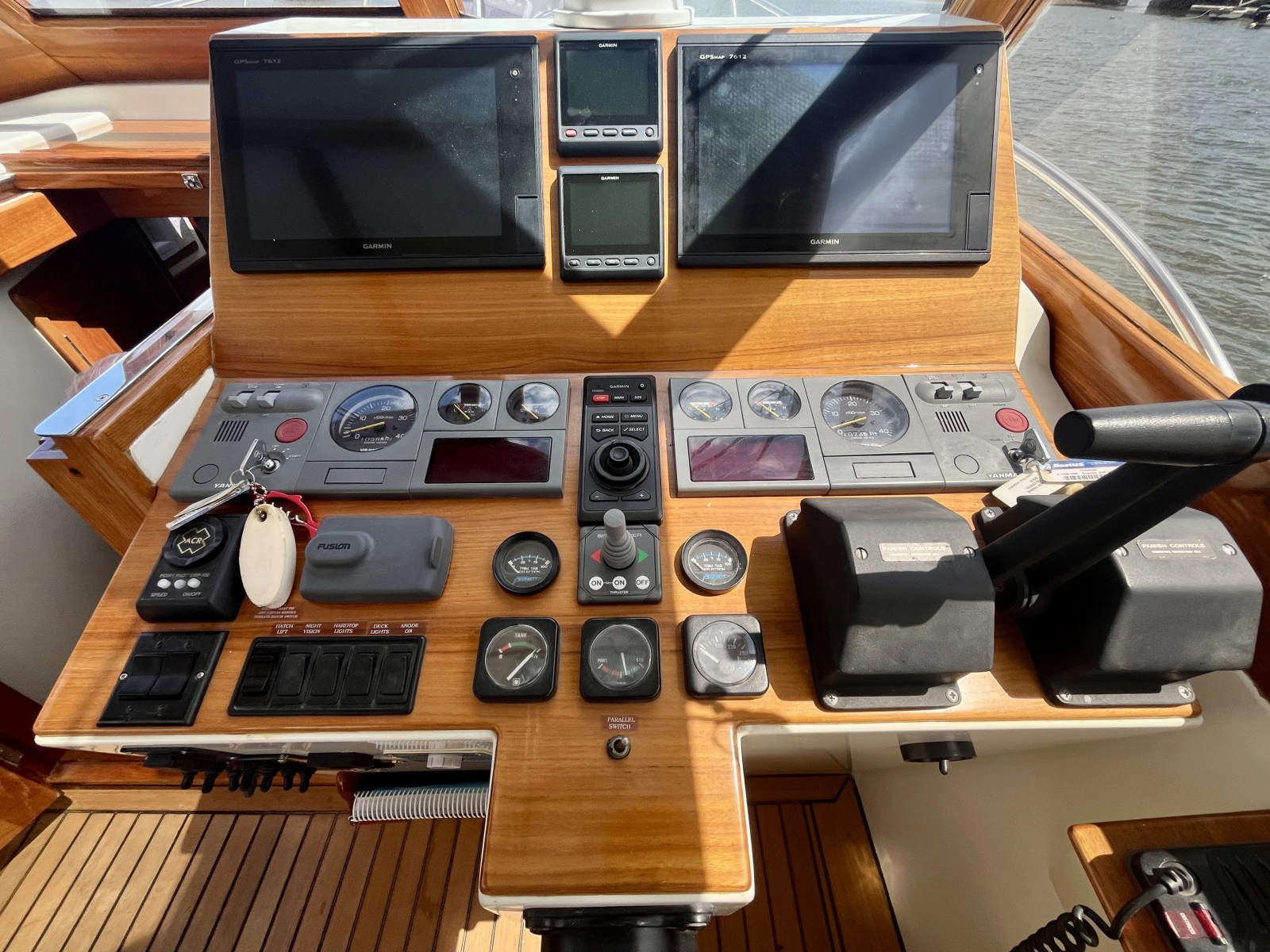 2001 Little Harbor Whisper Jet 38 Prop